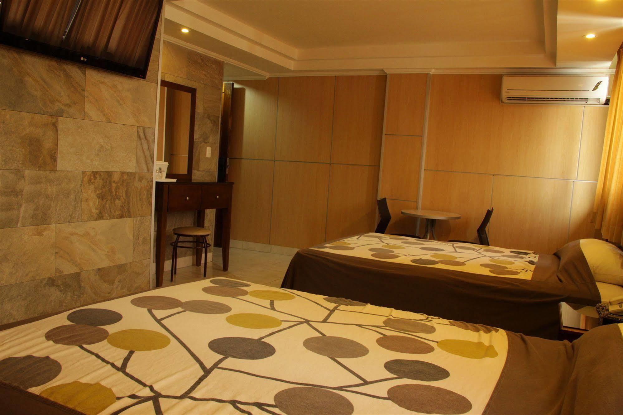 Hotel Roma Plaza Panamaváros Kültér fotó
